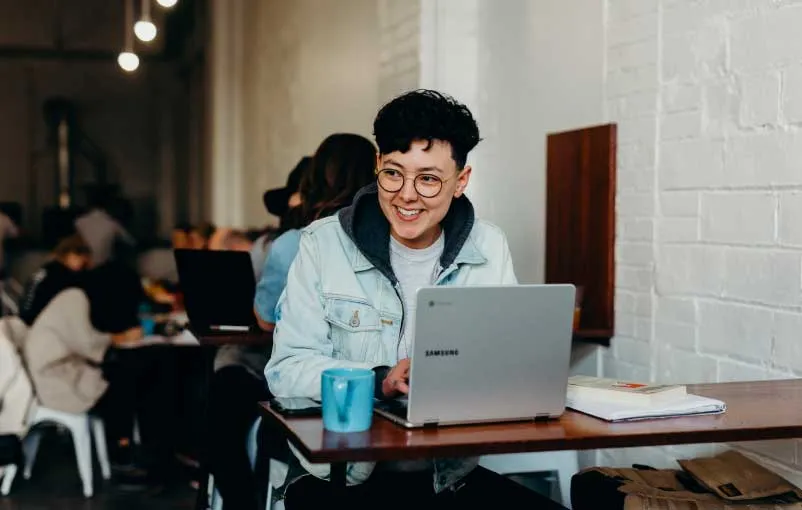 Youpijob change de nom pour Yoojo